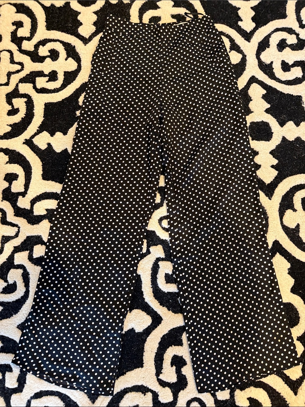Honey Punch Black Polka Dot High-Waist Wide Leg Pants. Small